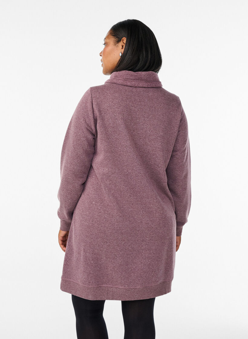 Kort genserkjole med h&oslash;y hals og lommer, R&oslash;d, Model image number 2