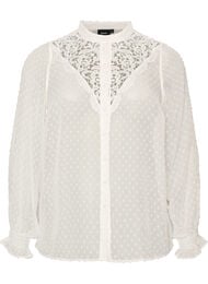 Skjortebluse med blondeinnlegg og prikkem&oslash;nster, Vanilje