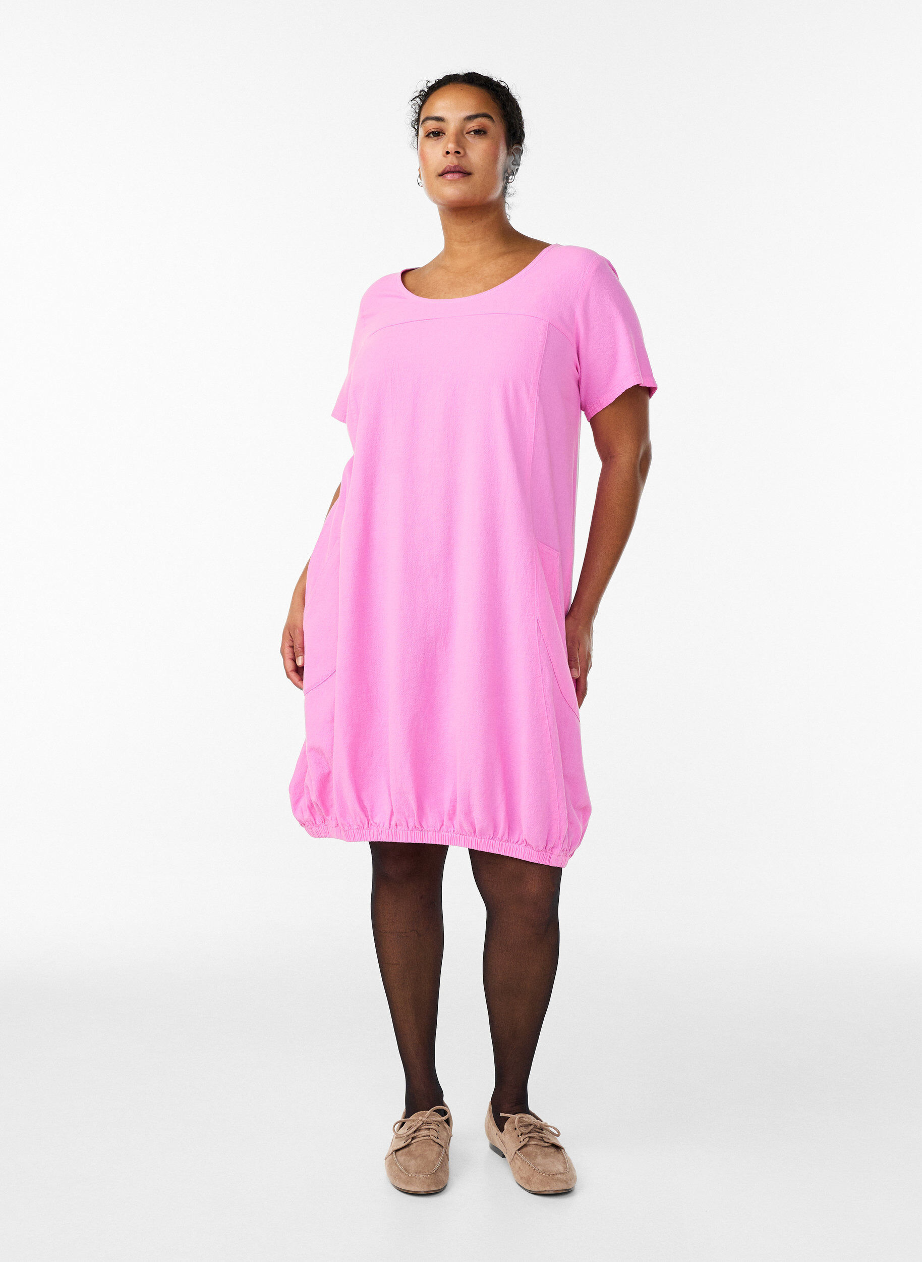 ZizziKortermet kjole i bomull, Rosa, Model image number 1