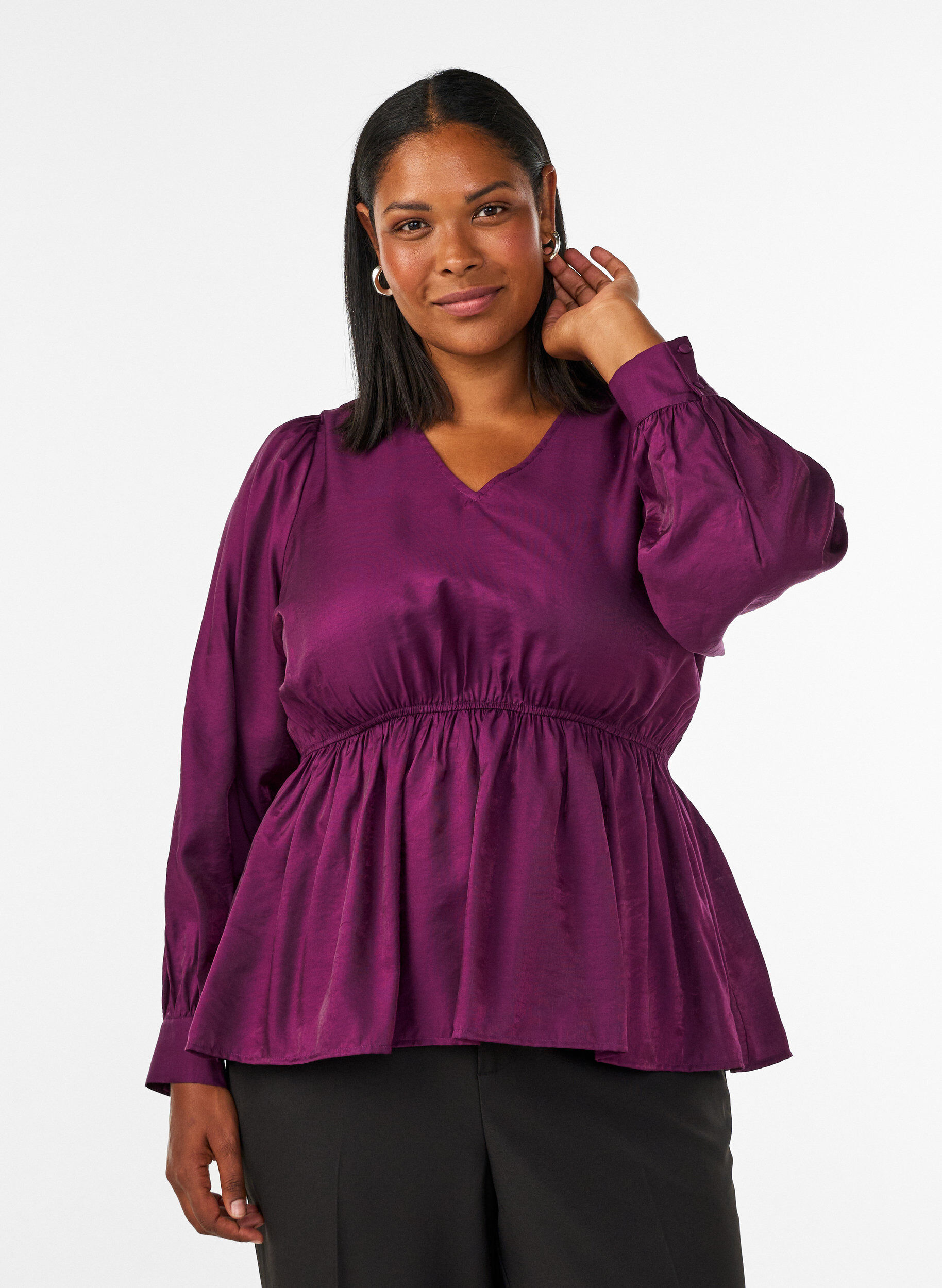ZizziSkinnende viskosebluse med peplumeffekt, Lilla, Model image number 0