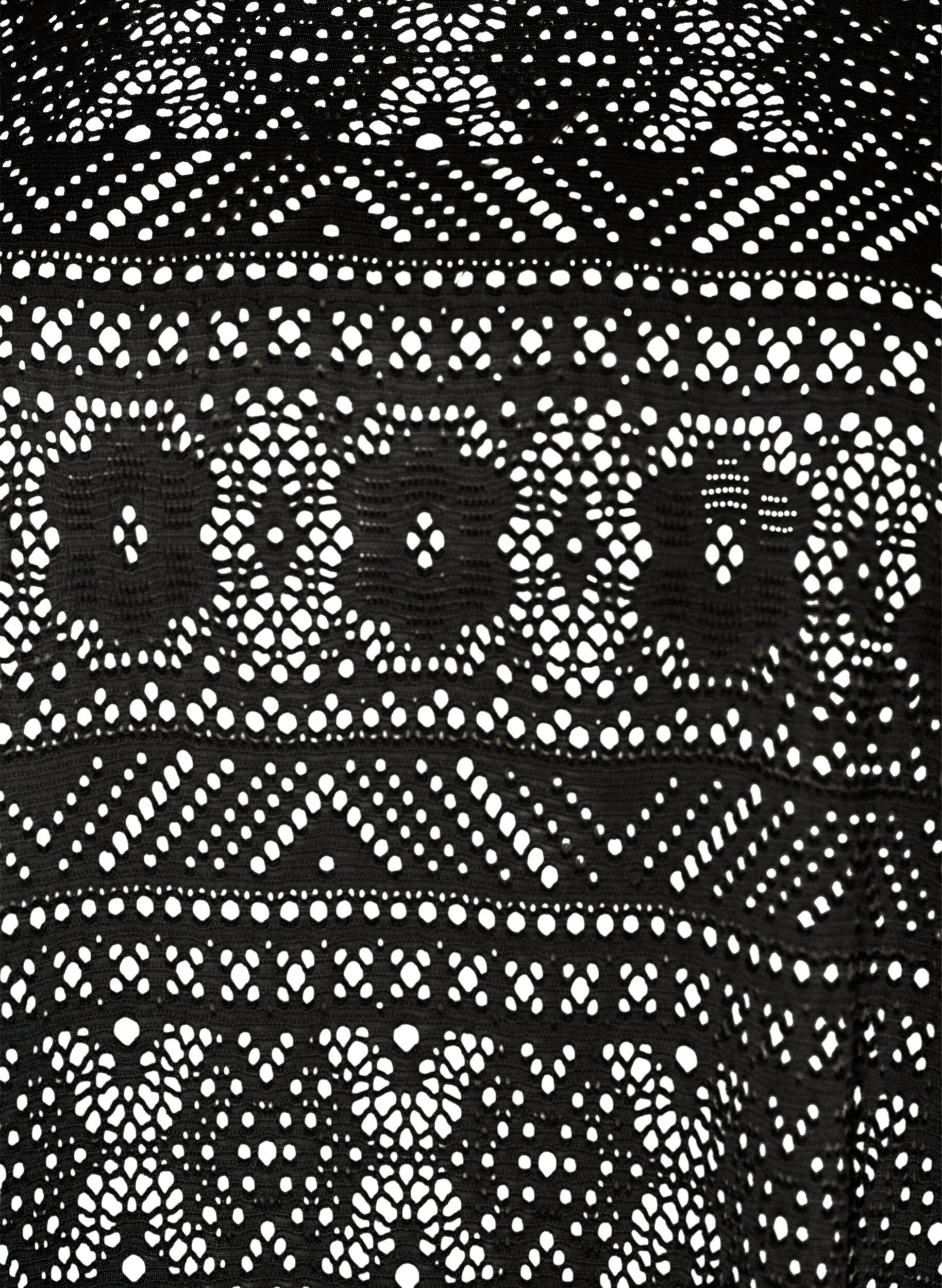 ZizziT-skjorte i brodert hullm&oslash;nster med blonder, Svart, Packshot image number 2