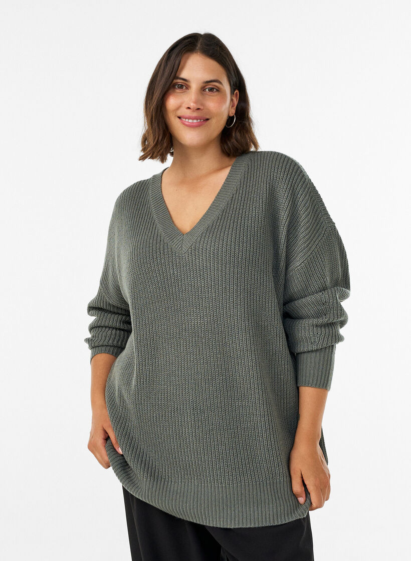 Lang ribbestrikket bluse med V-hals, Gr&oslash;nn, Model image number 0