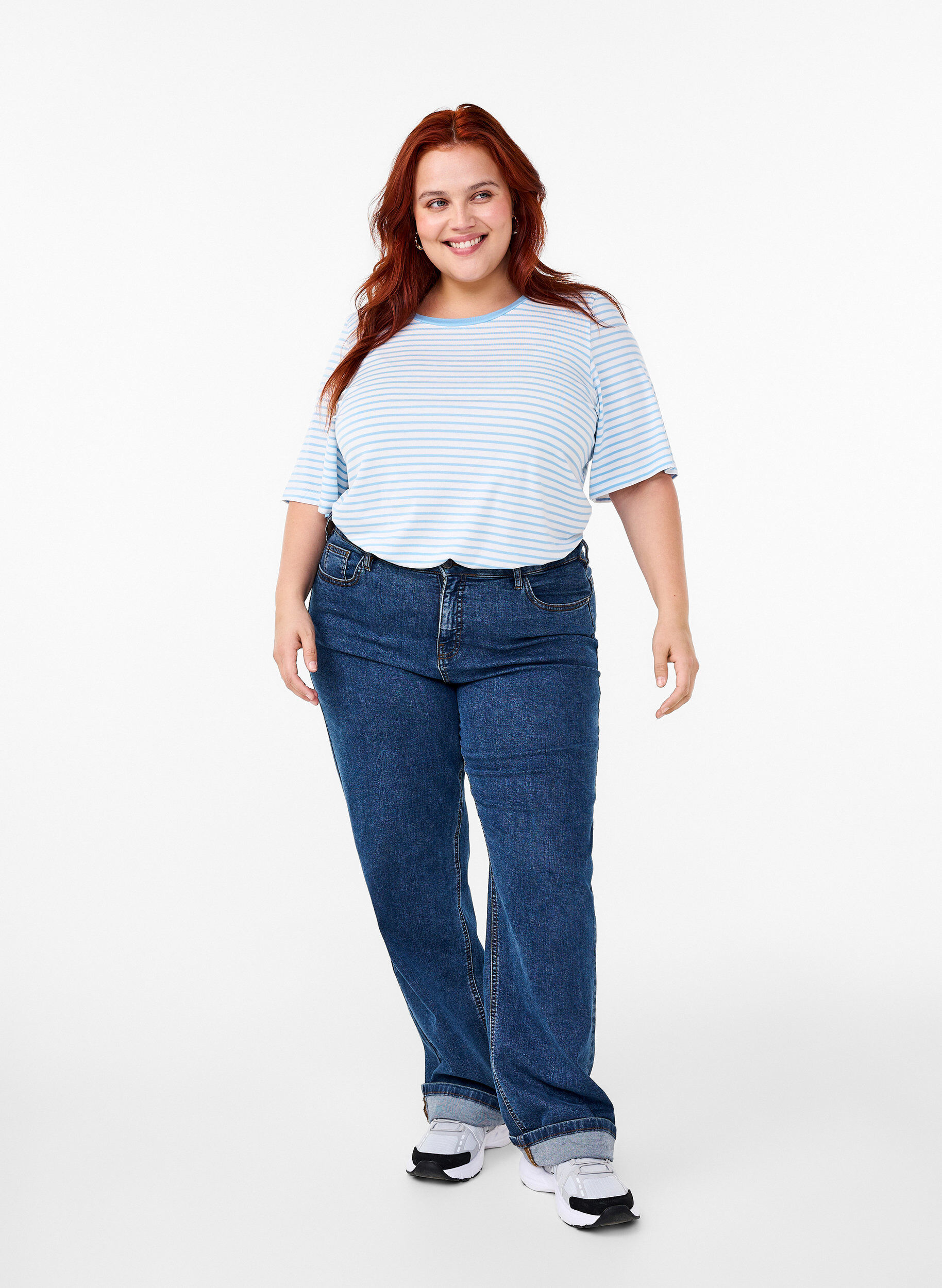 Zizzi Stripete T-skjorte i lyocell med rund hals, Bl&aring;, Model image number 1