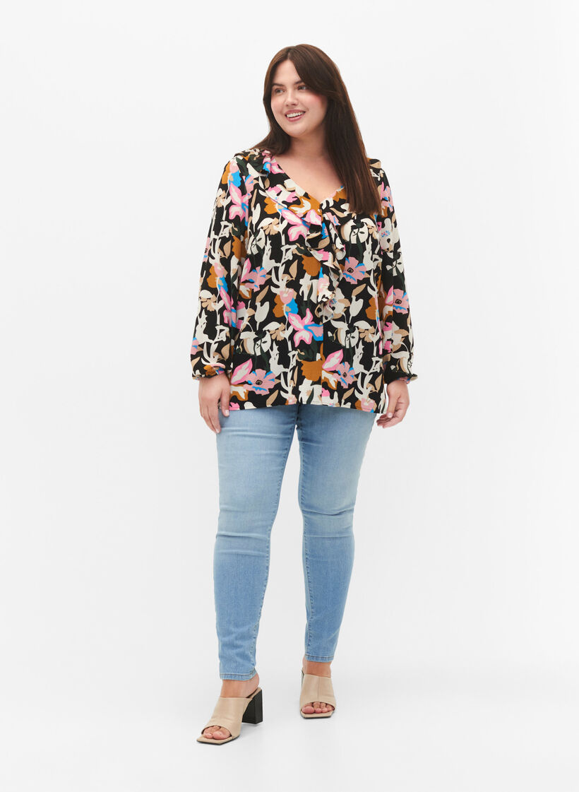 Mønstret bluse med volanger, Black Multi Flower, Model image number 3