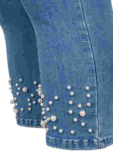 Capribukser i denim med høyt liv og perler, Light blue denim, Packshot image number 2