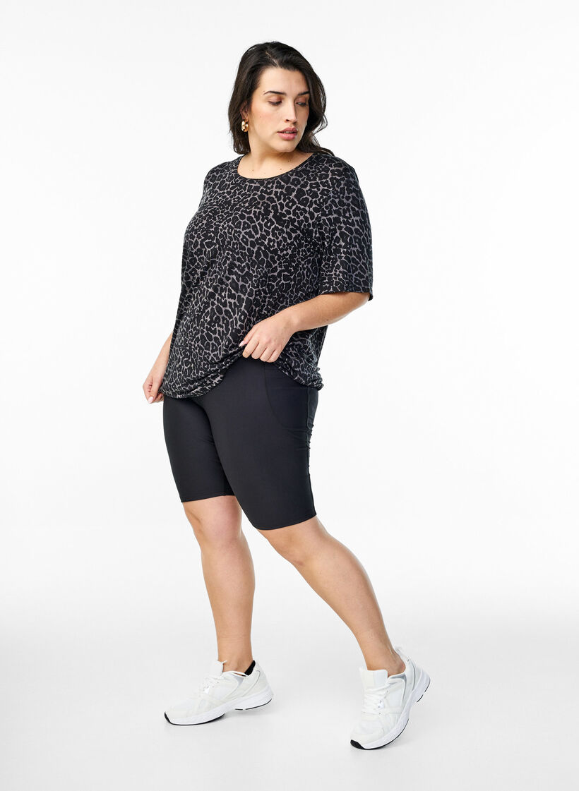 Tilpassede shorts med sidelommer, Svart, Model image number 1