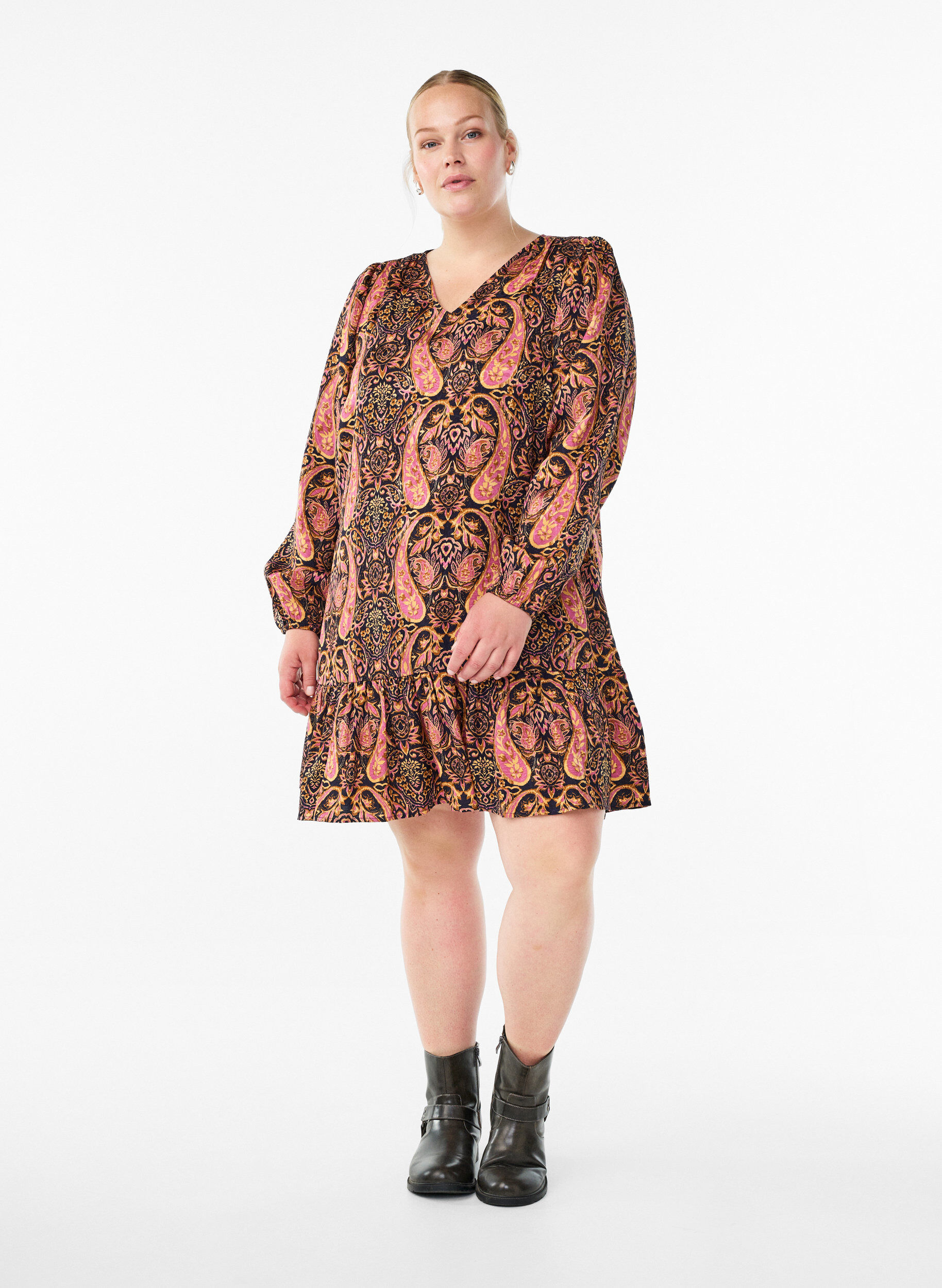 Zizzi Kort A-linjekjole med paisleym&oslash;nster, Bl&aring;, Model image number 1