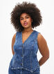 Denimvest med smal passform, med knapper, Blue Denim, Model image number 0