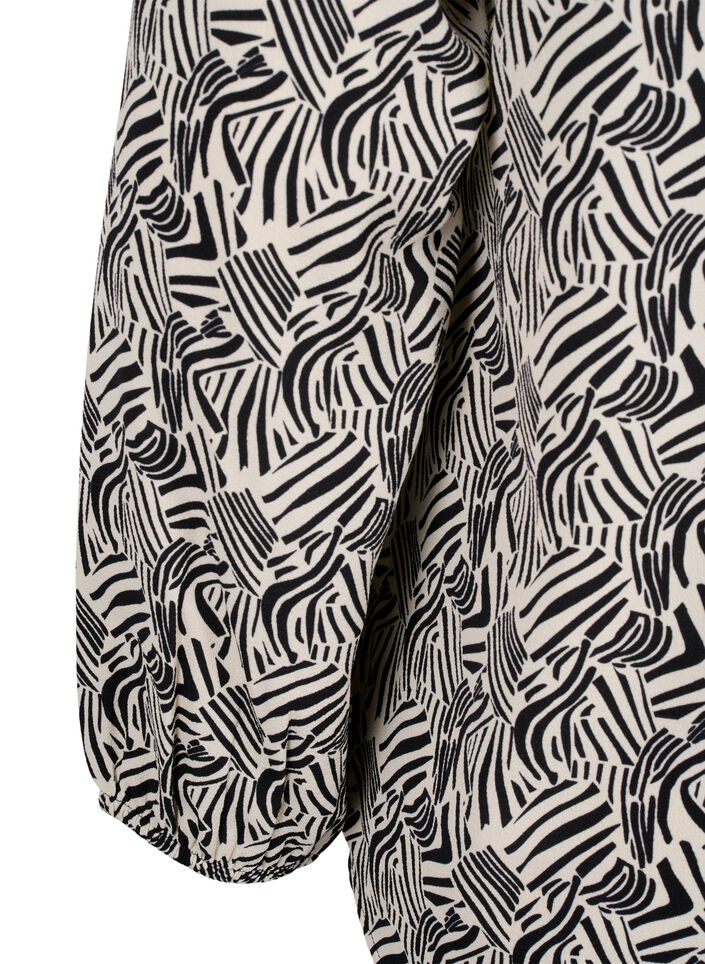 Skjortebluse med v-hals og trykk, Birch Graphic, Packshot image number 4