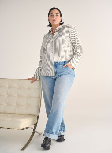 Zizzi Stripet skjorte med brede mansjetter, Hvit, Image image number 0