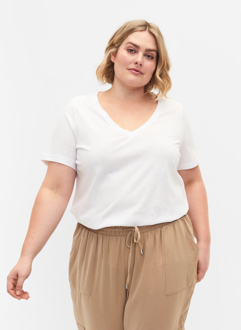 T-skjorte med V-hals, 2 stk, Bright White / Black, Model image number 0