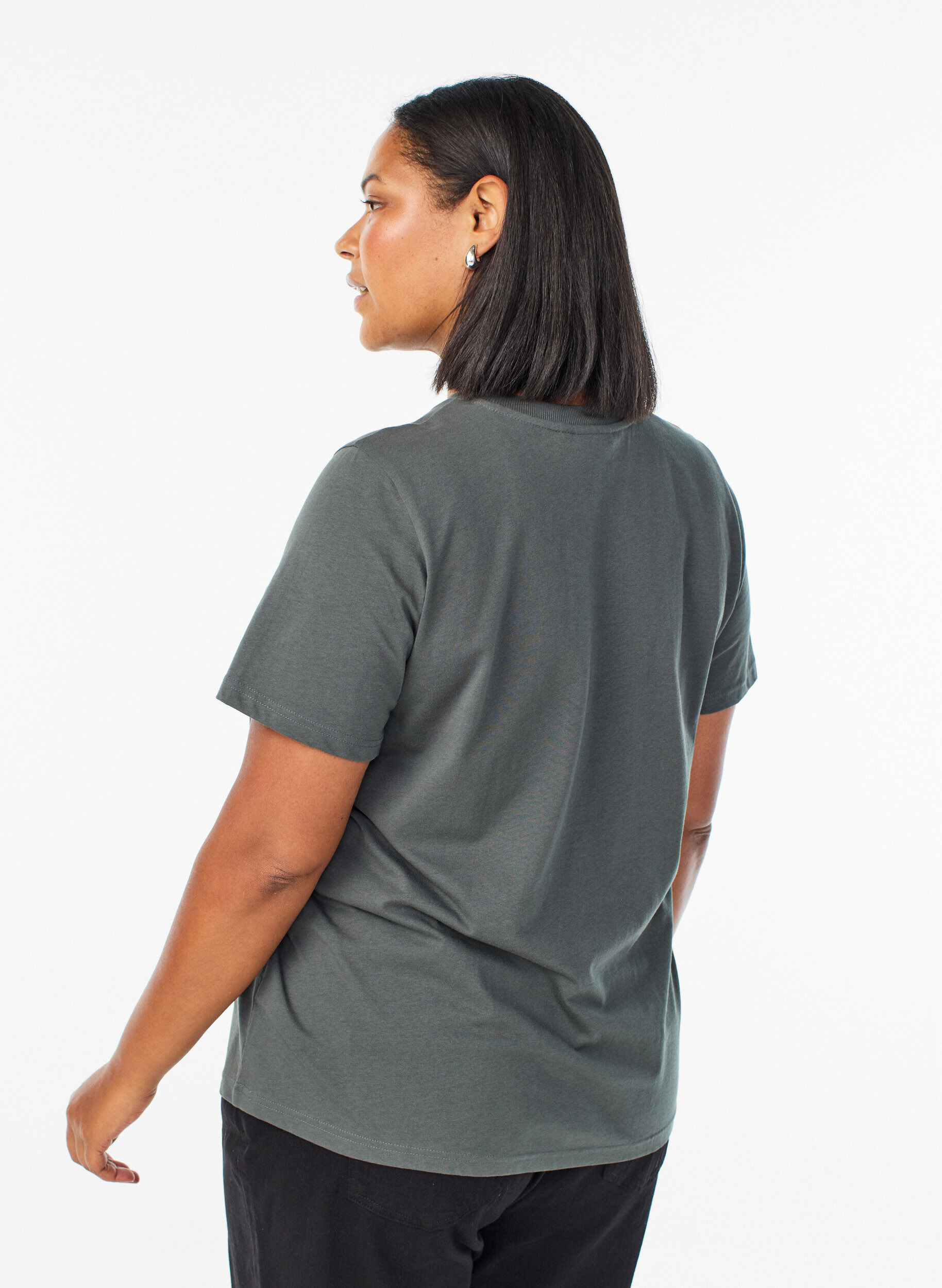 Zizzi Basic T-skjorte i bomull med rund hals, Gr&oslash;nn, Model image number 2