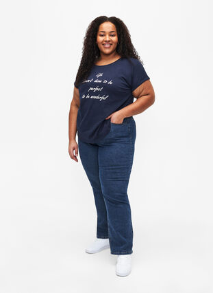 Zizzi T-skjorte med trykk i økologisk bomull, N.Sky w. White Print, Model image number 2