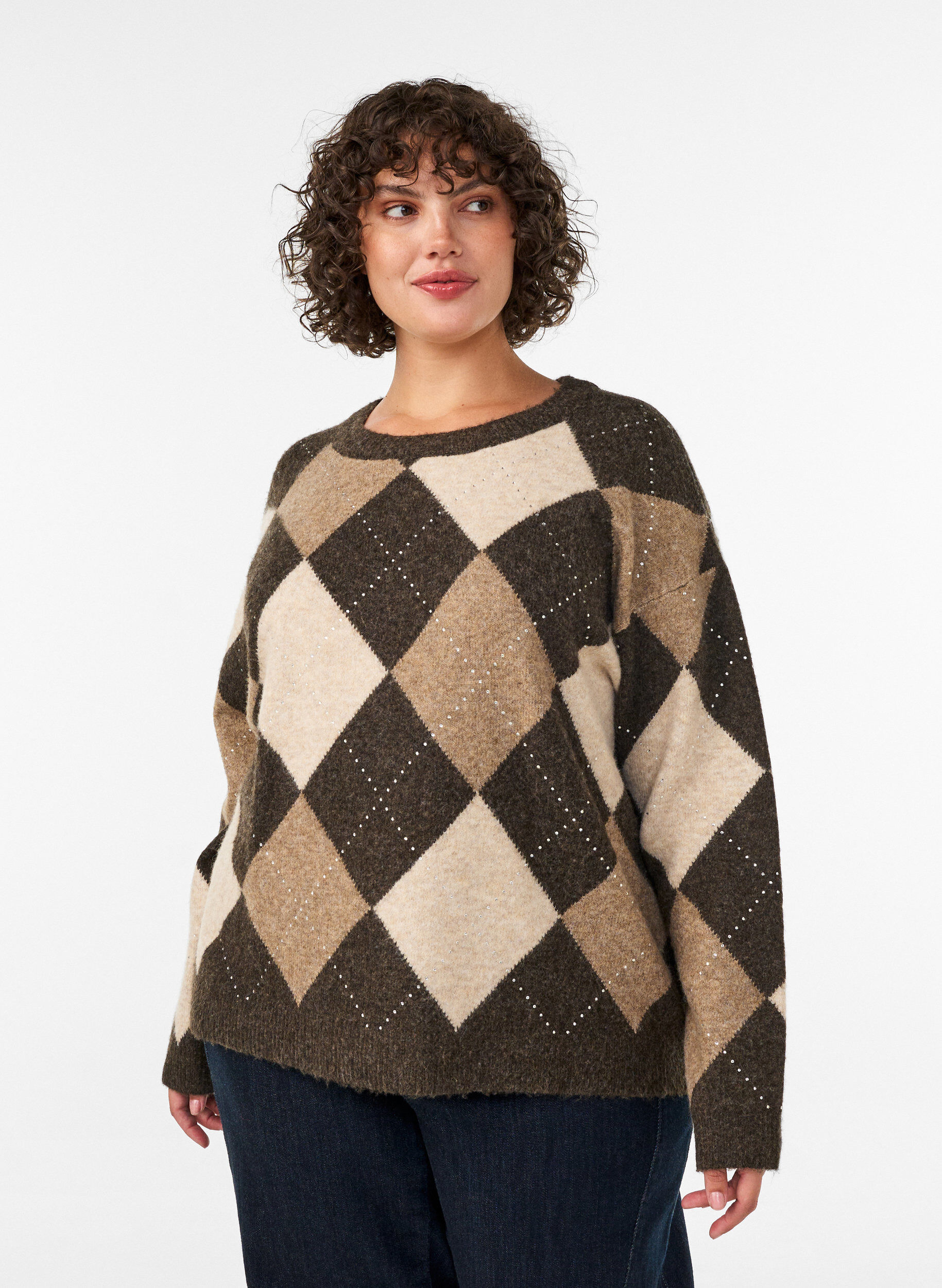 Strikket topp med argyle m&oslash;nster og rhinesteiner, Brun, Model