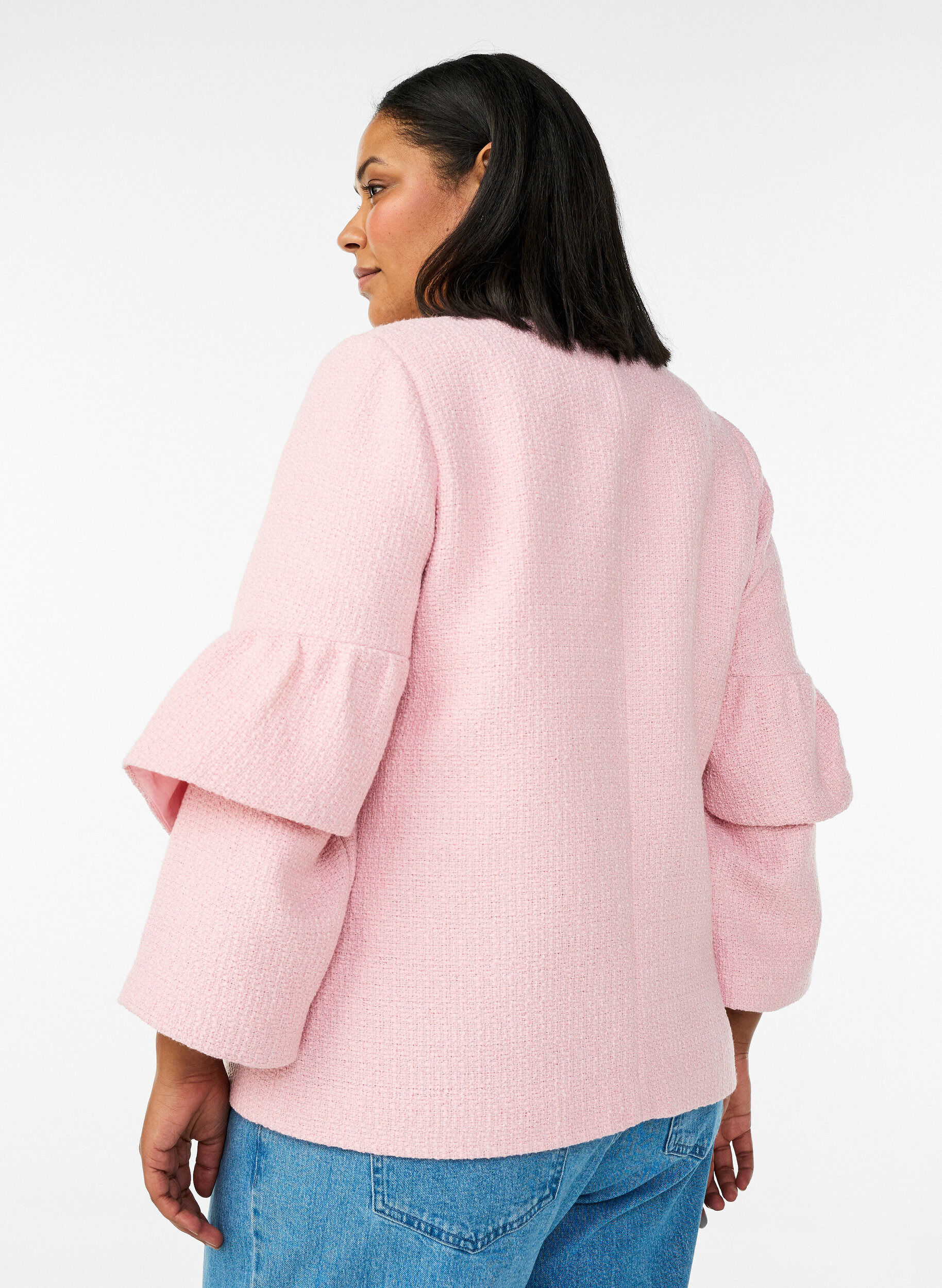 Zizzi Boucl&eacute;-jakke med rysjedetaljer, Rosa, Model image number 2