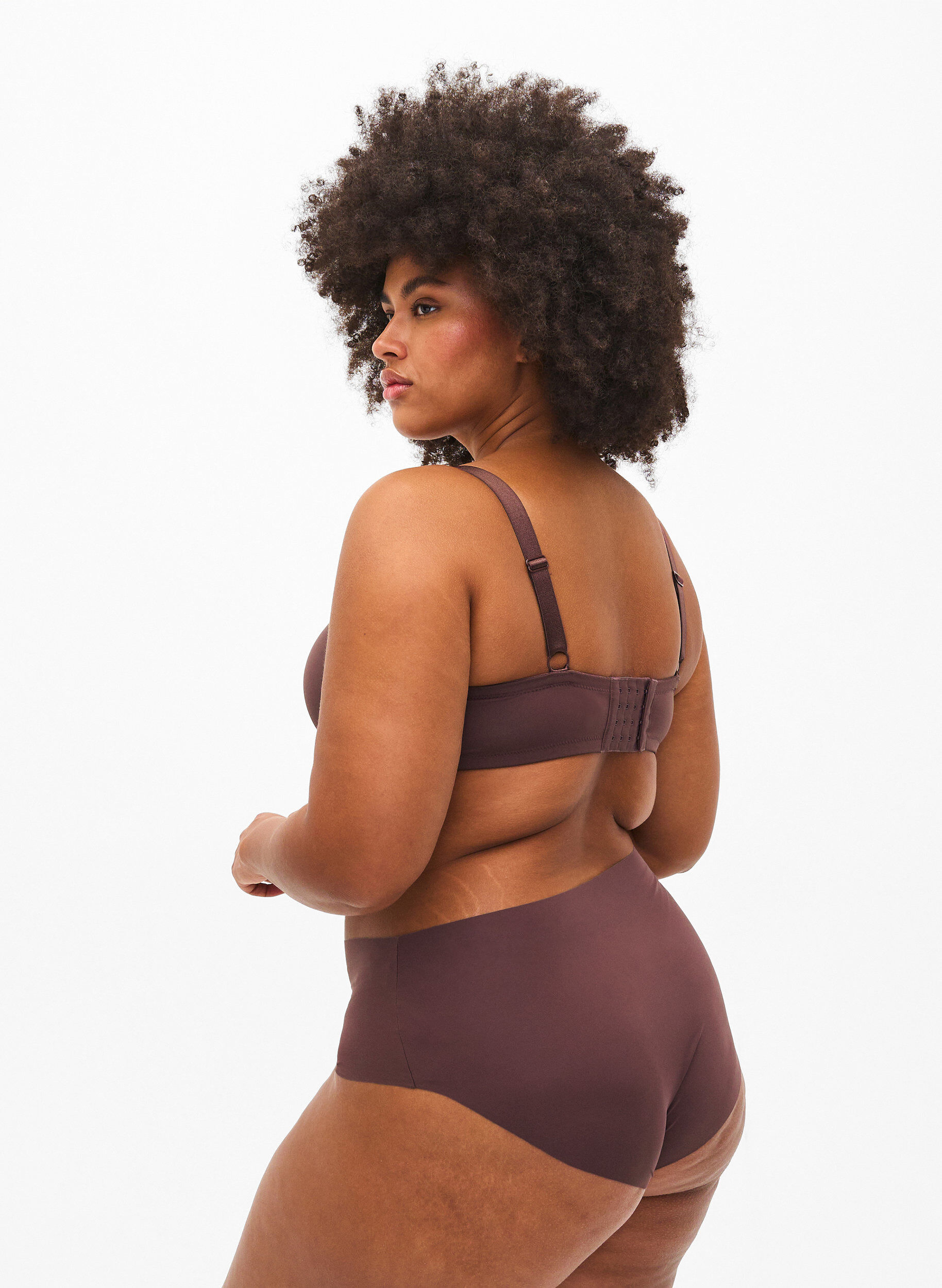 Zizzi Usynlige truser med vanlig midjeh&oslash;yde, Chicory Coffee, Model image number 1