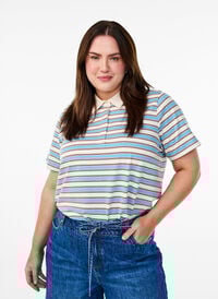 Stripete poloskjorte med korte ermer, Blå Stripete poloskjorte med korte ermer, Blå, Model