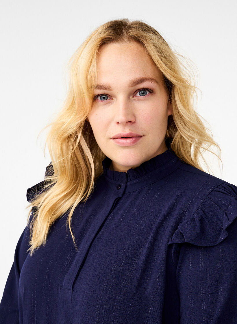 Kort kjole med volanger og glitter, Bl&aring;, Model image number 3