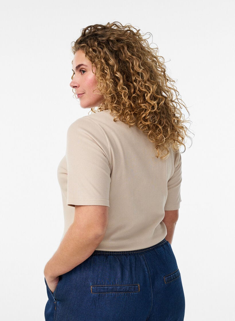 Basic ribbestrikket T-skjorte med rund hals, Beige, Model image number 2