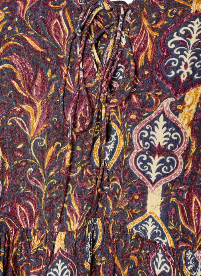 Bluse med paisleytrykk og blondedetaljer, Lilla, Packshot image number 2