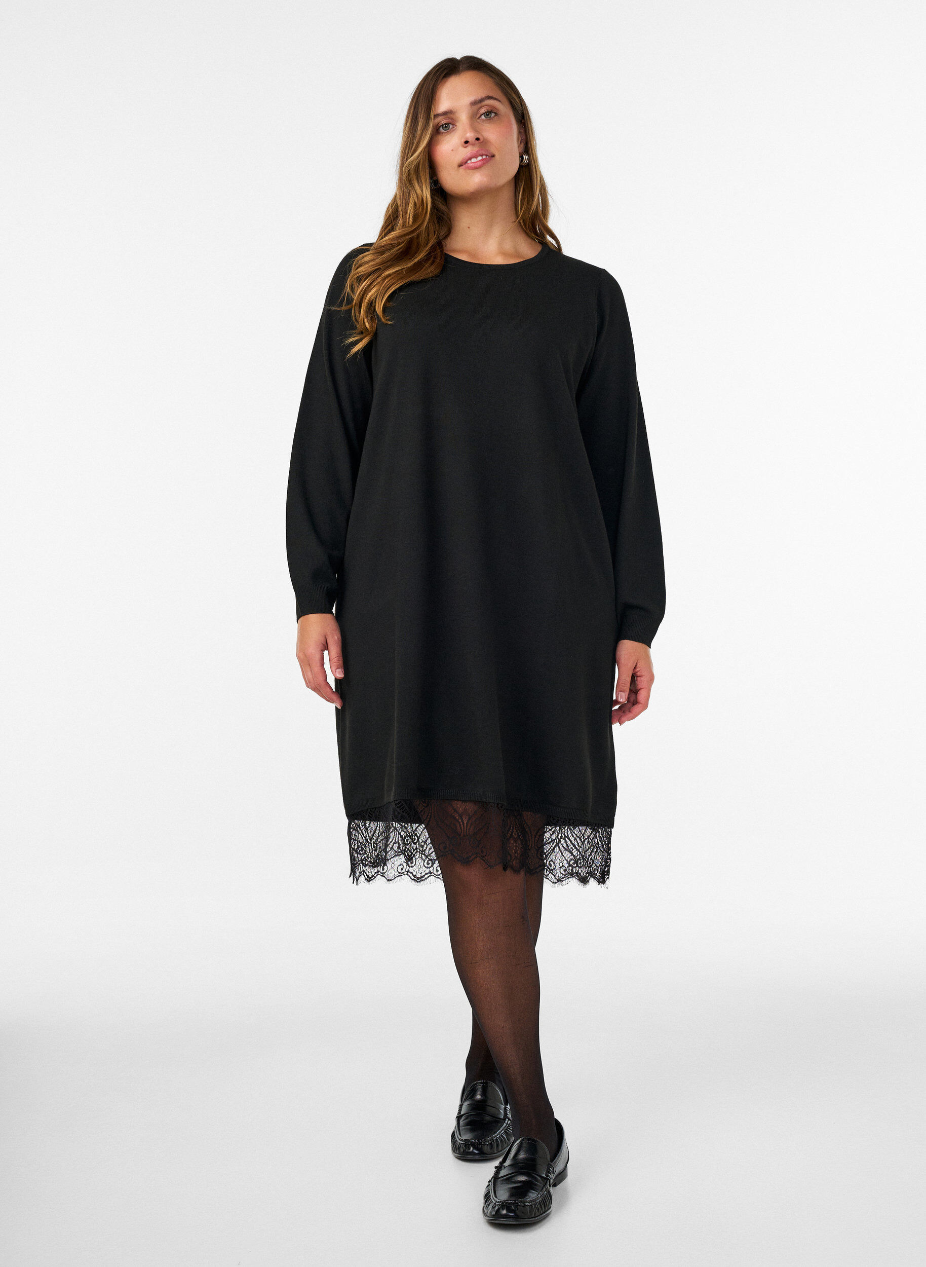 ZizziKort strikkekjole med blondekant, Svart, Model image number 1