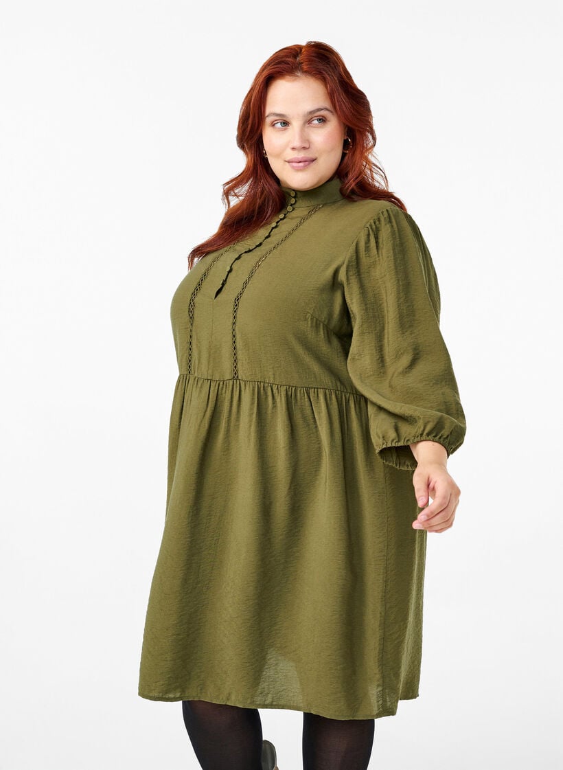 Knelang kjole med broderi og 3/4-ermer, Winter Moss, Model image number 0