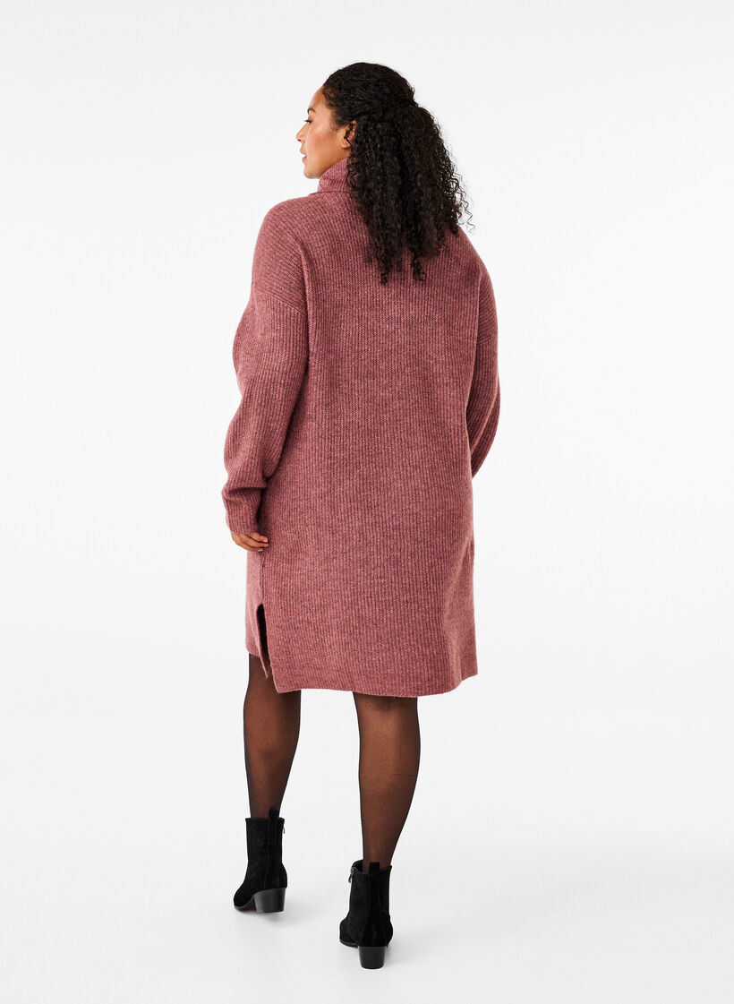 Strikket kjole med h&oslash;y hals, Rosa, Model image number 2