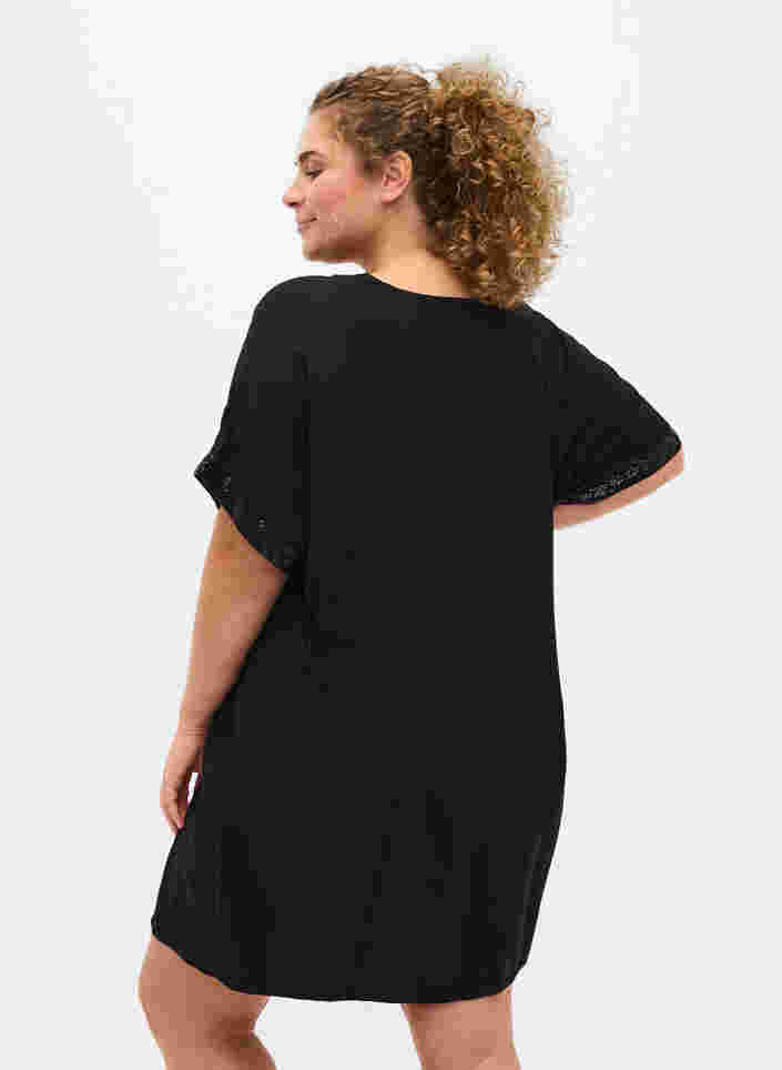 Strandkjole i viskose, Black, Model
