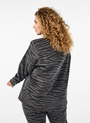 Zizzi Denim skjorte med zebramønster og knapper, Svart, Model image number 2