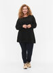 Strikket bluse i bomull og viskoseblanding, Svart, Model image number 1