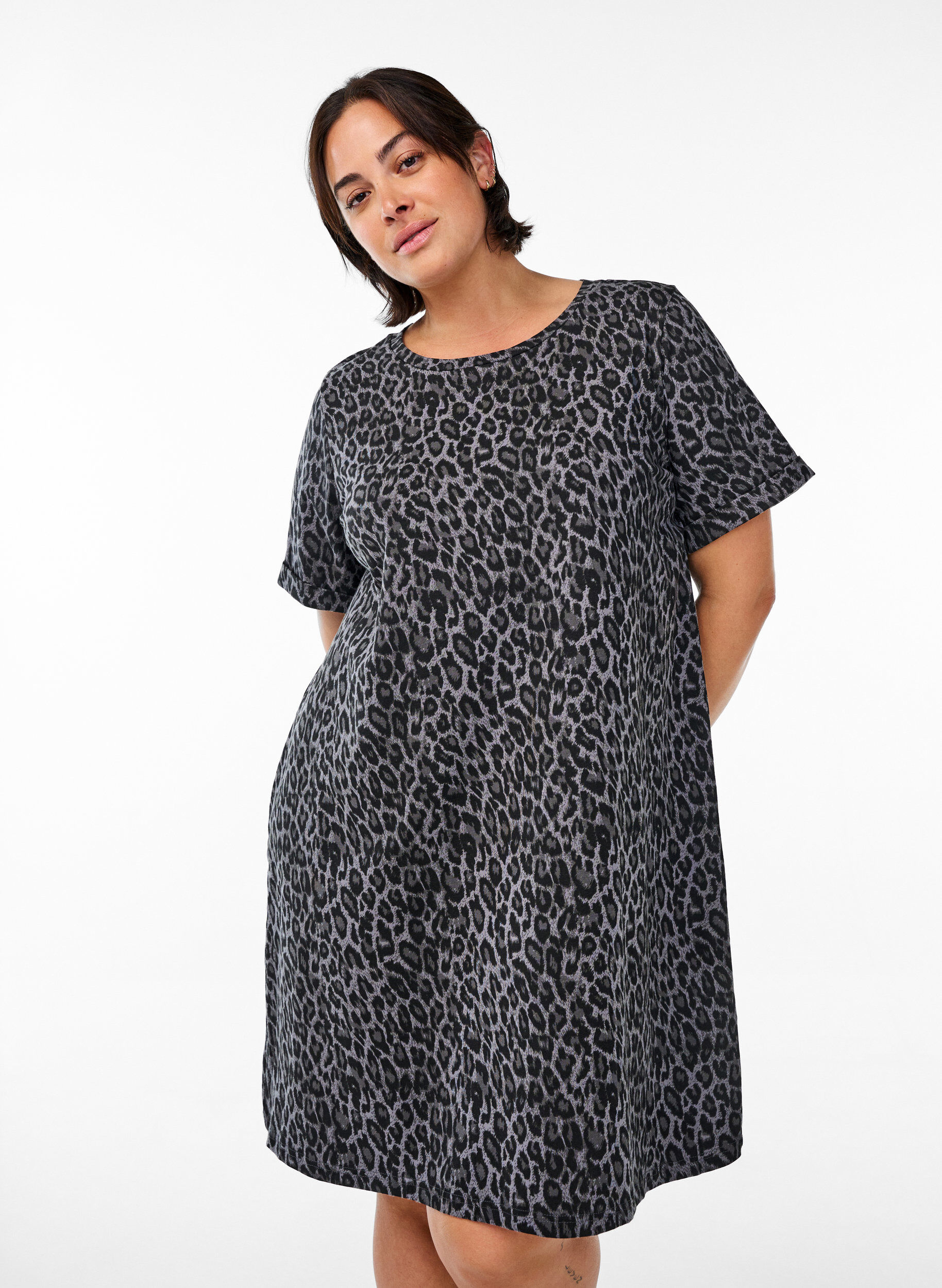 Zizzi Kort T-skjortekjole i bomullsjersey, Gr&aring;, Model image number 0