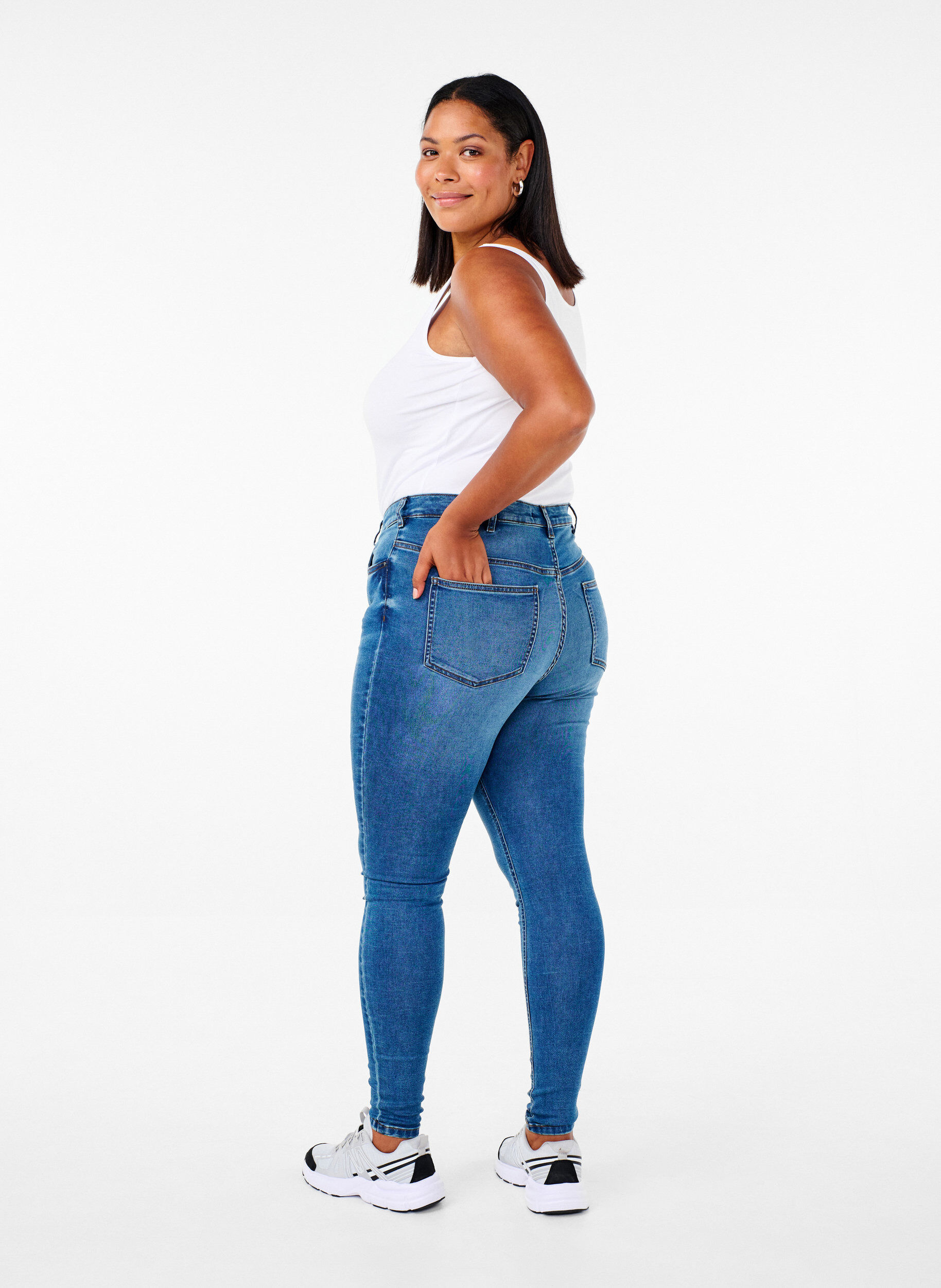 Zizzi Amy-jeans med h&oslash;yt liv og knappelukking, Blue Denim, Model image number 1