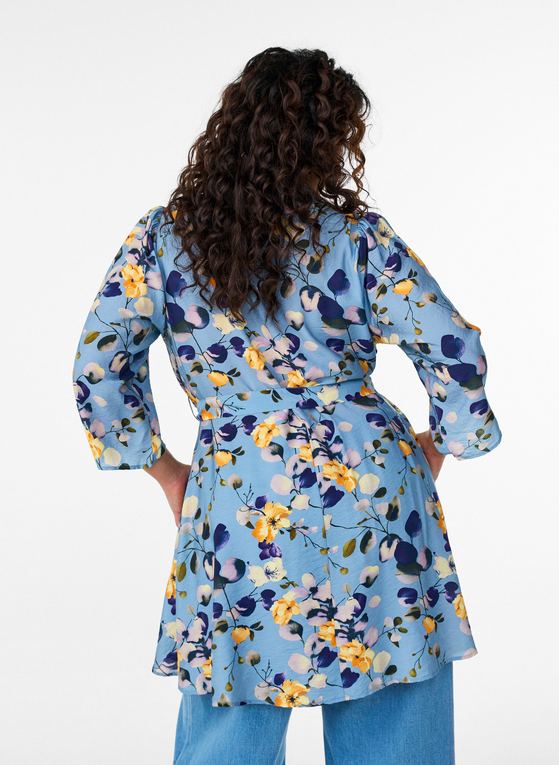 Zizzi M&oslash;nstret tunika med knytebelte og 3/4 ermer, Bl&aring;, Model image number 2