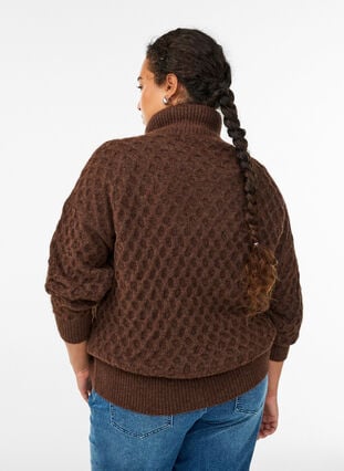 Zizzi Genser med høy hals og tekstur, Brun, Model image number 2
