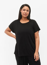 Kortermet treningsbluse med dyp skjæring i ryggen, Black, Model