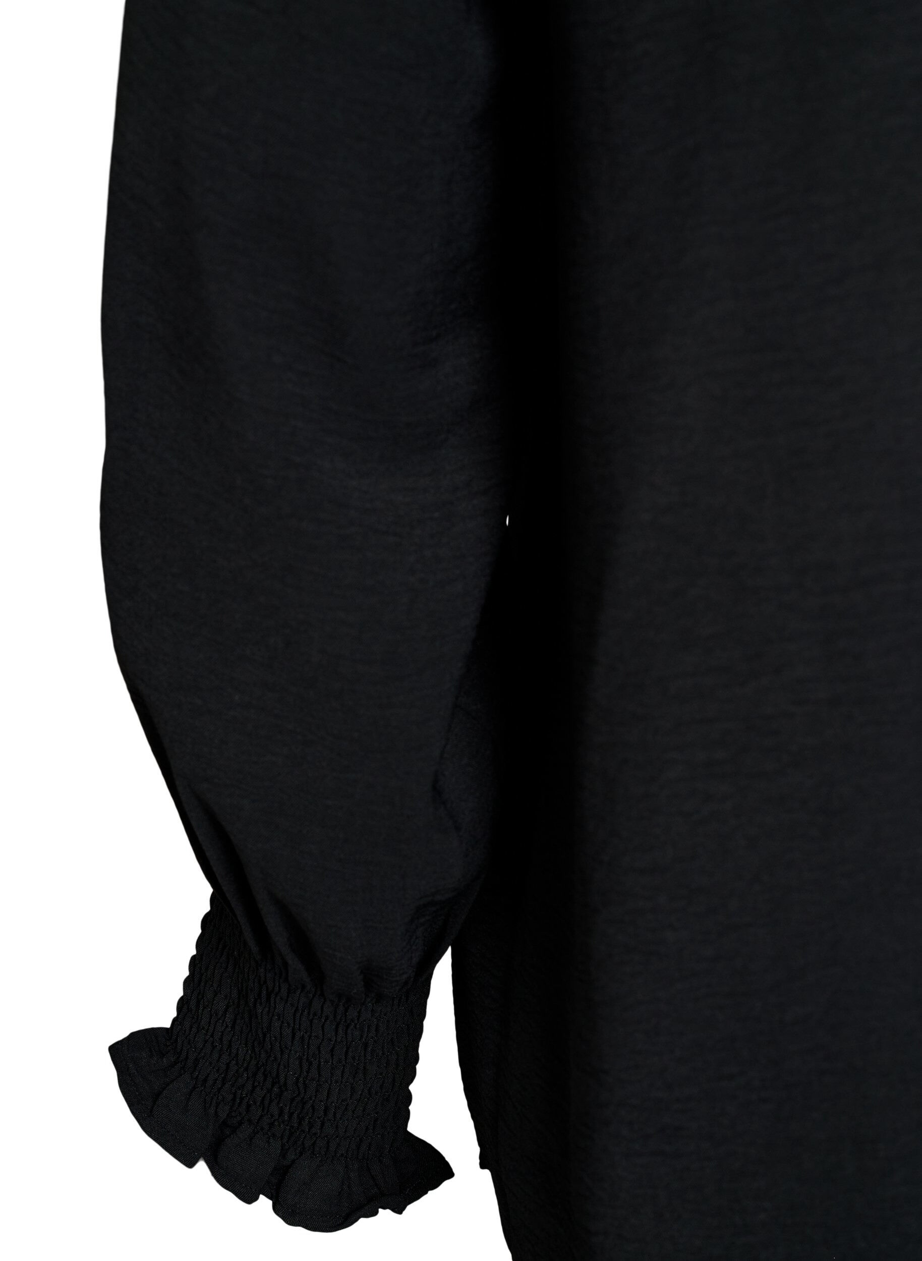 ZizziBluse med smockmansjetter og V-hals, Svart, Packshot image number 3