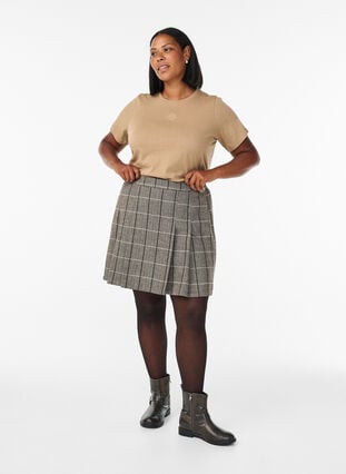 Zizzi Rutete skjørt, Dark Grey Check, Model image number 1