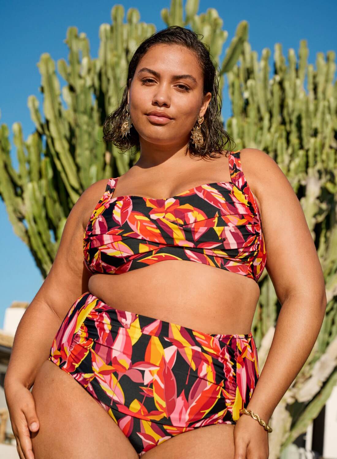 Bikinisett med blader, , Model