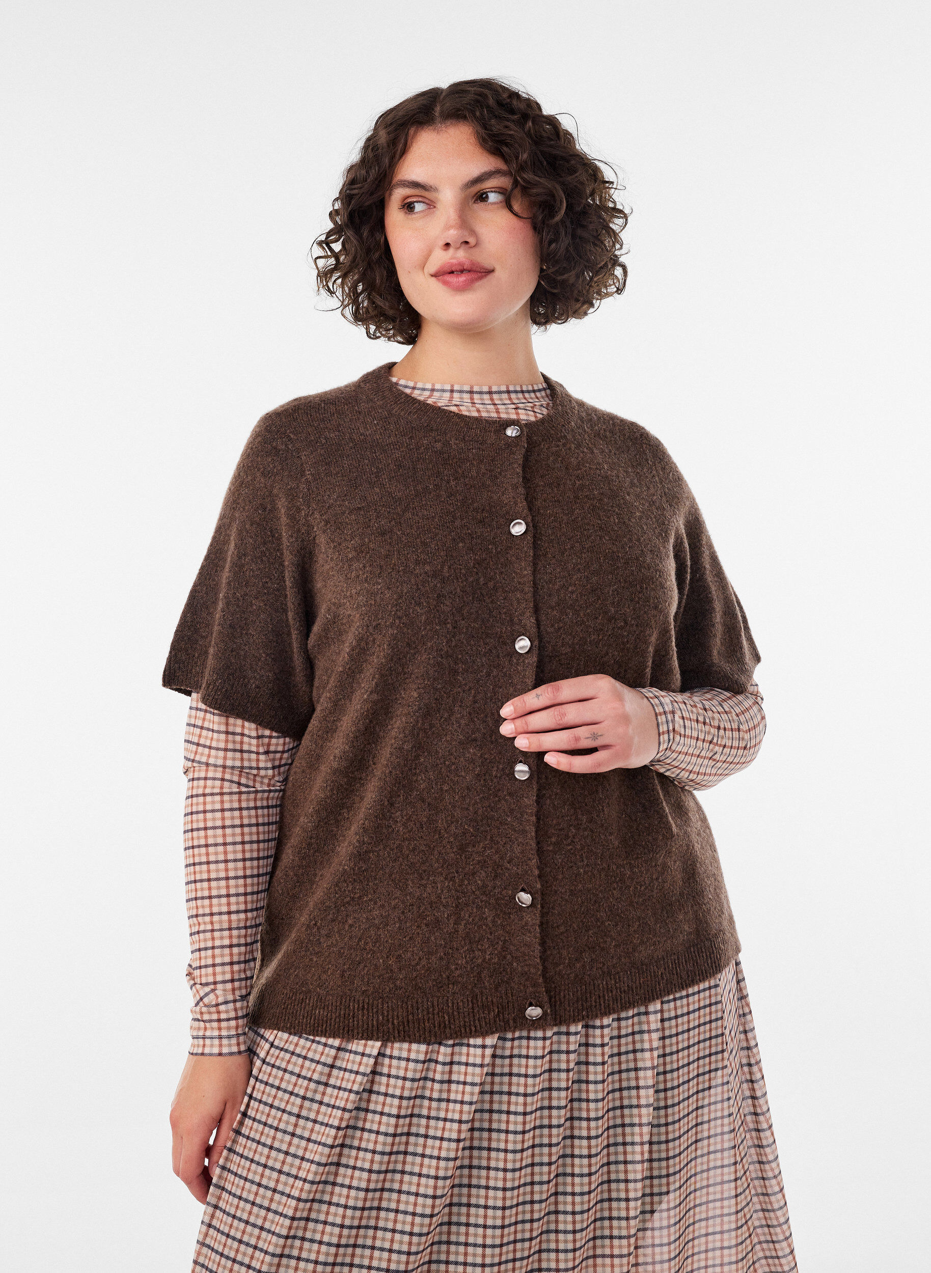 ZizziStrikket cardigan med korte ermer, Brun, Model image number 0