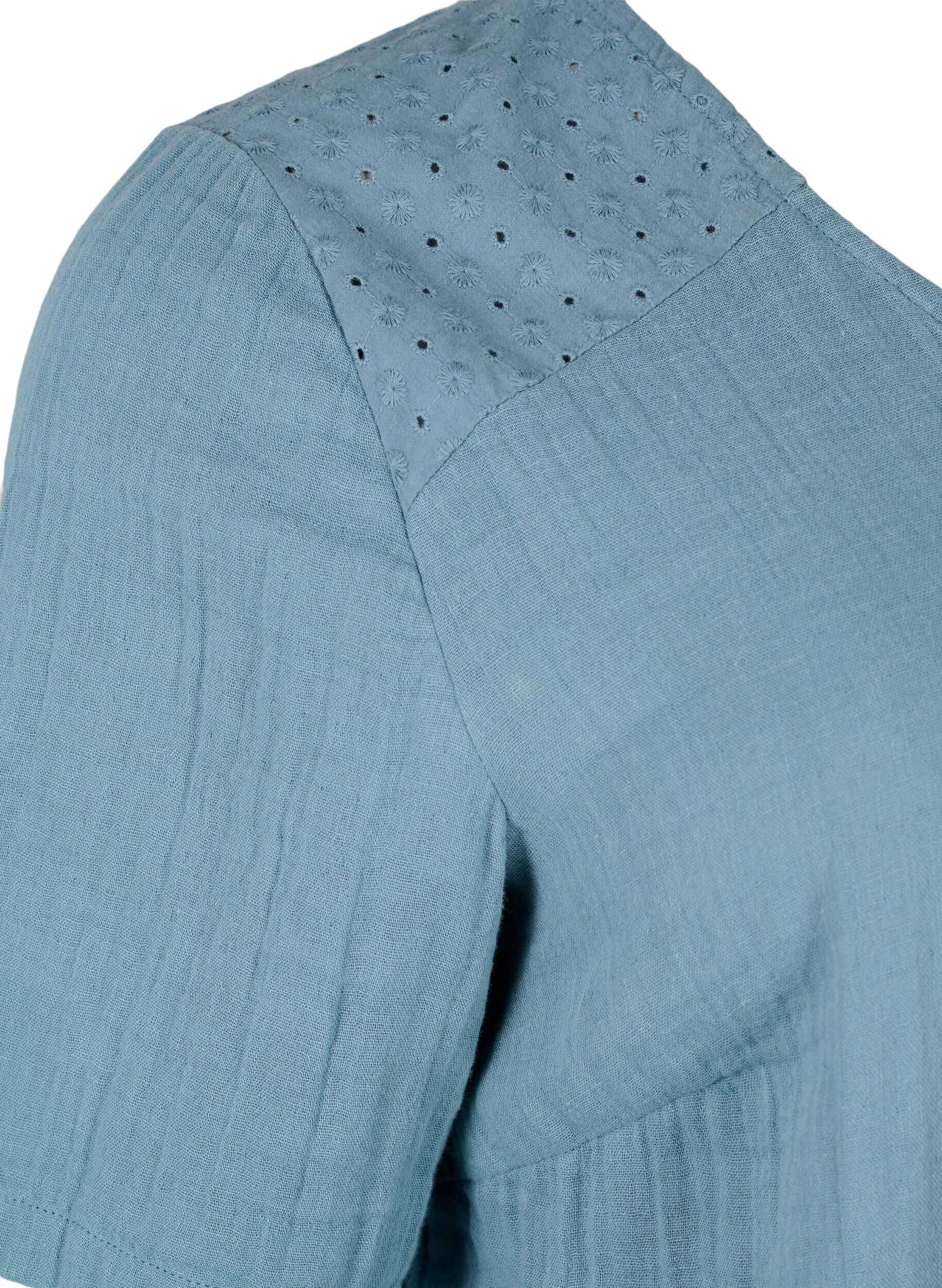 Zizzi Bluse i bomull med broderi og korte ermer, Smoke Blue, Packshot image number 3