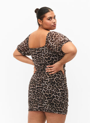 Zizzi Kort kjole i mesh med leopardmønster, Leo, Model image number 1