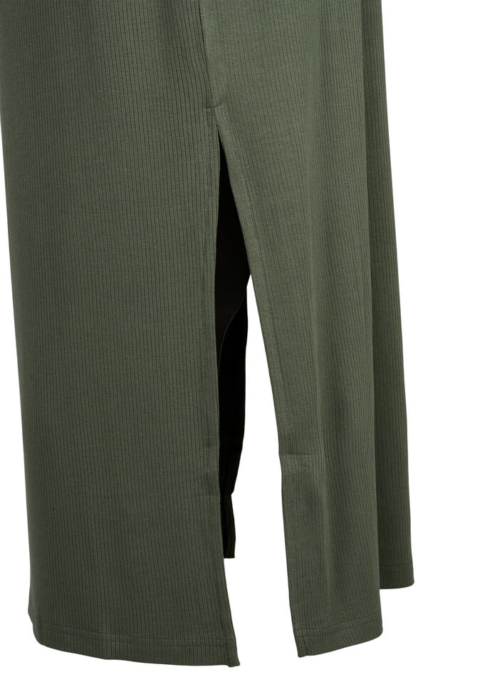 Ermeløs kjole i ribbestrikket viskose, Grønn, Packshot image number 3