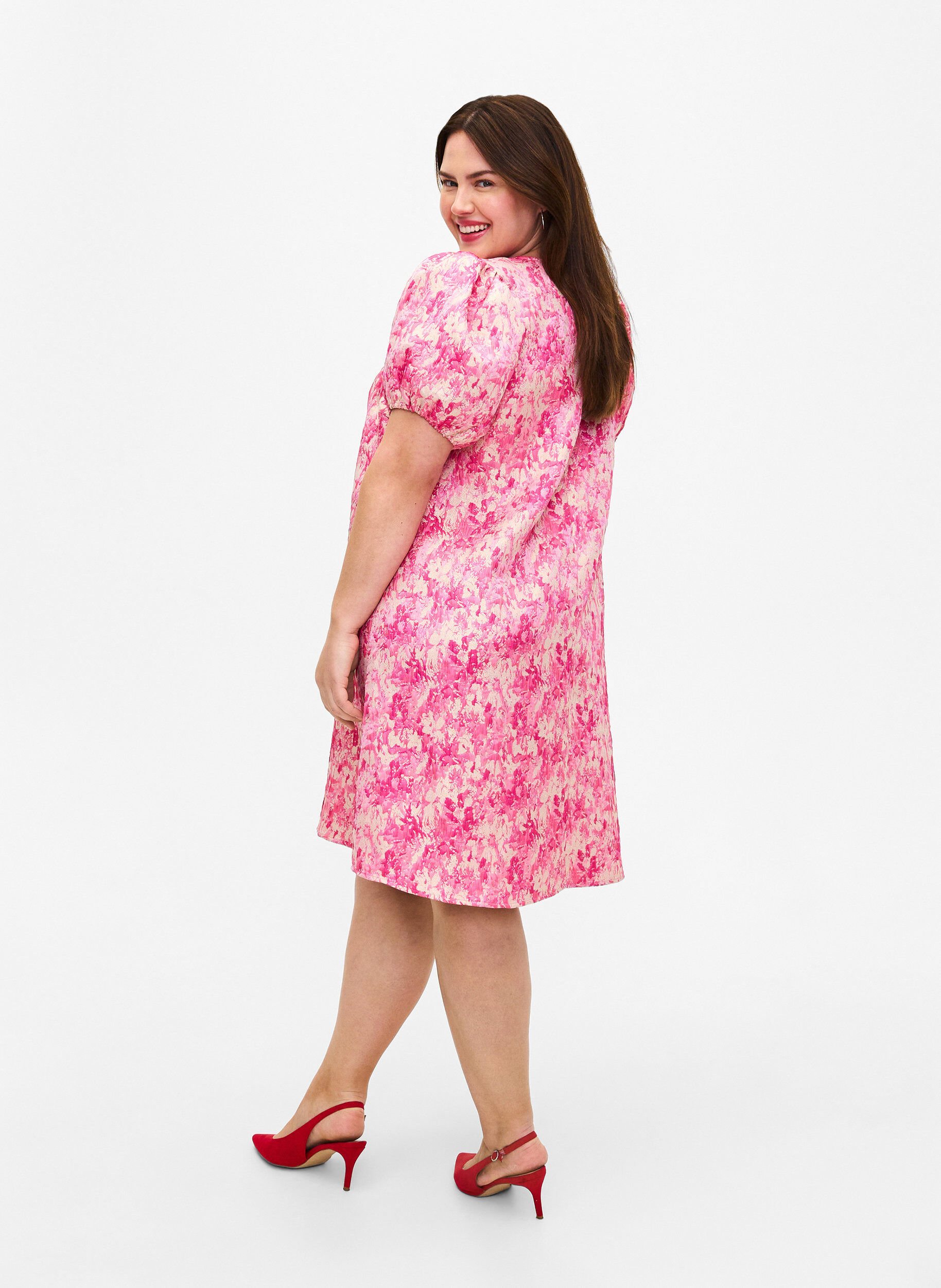 Zizzi Kjole med korte puffermer, Chateau Rose AOP, Model image number 1