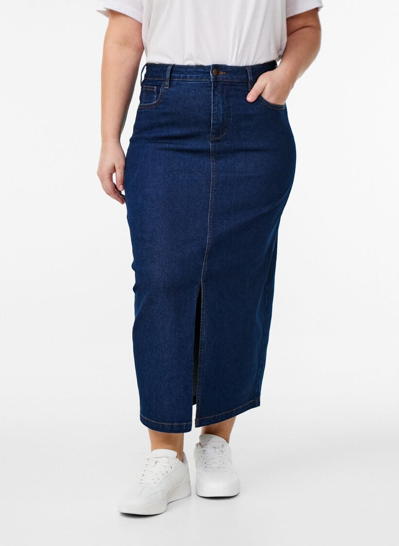 FLASH - Midiskjørt i denim med splitt foran, Blå, Model image number 2