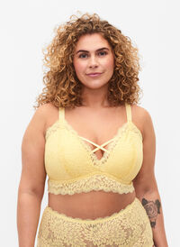 Bralette med stringdetaljer og myk vattering, Pale Banana ASS, Model