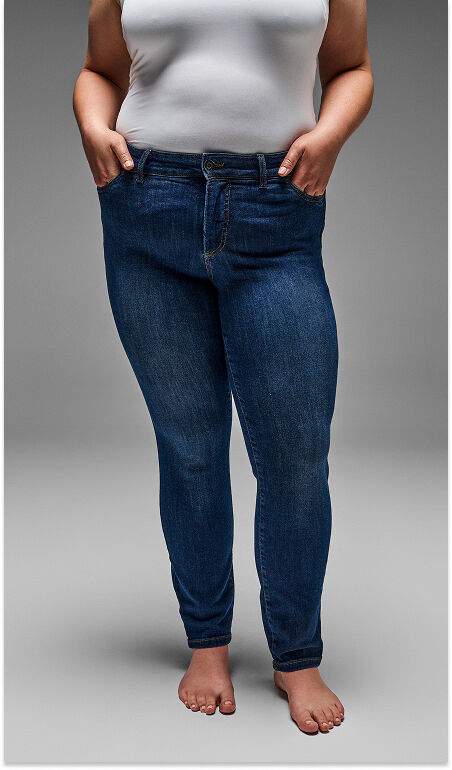  Smale jeans med høy midje