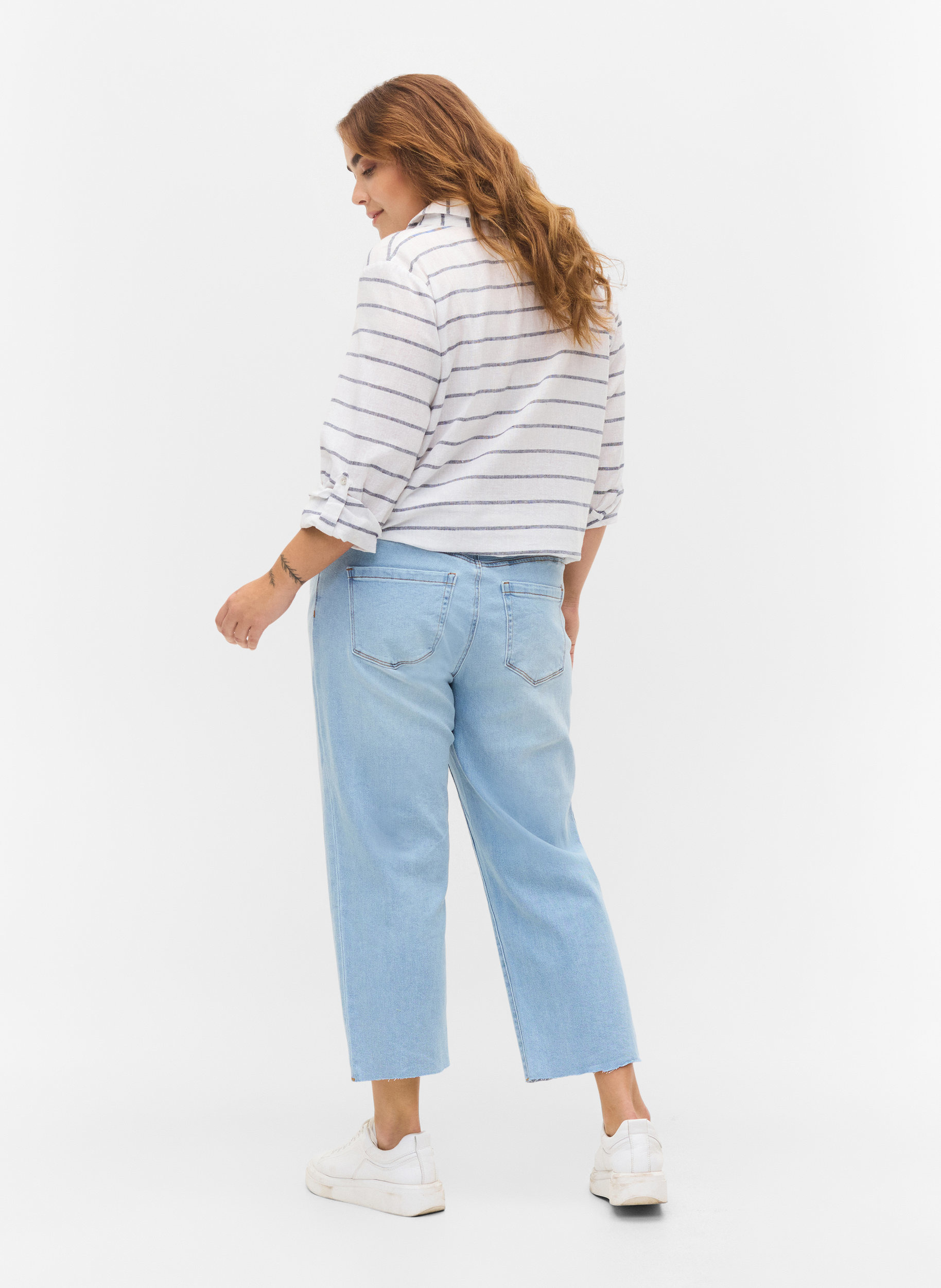 7/8-lengde jeans med rå kanter og høyt liv, Super L.Blue Denim, Model image number 1