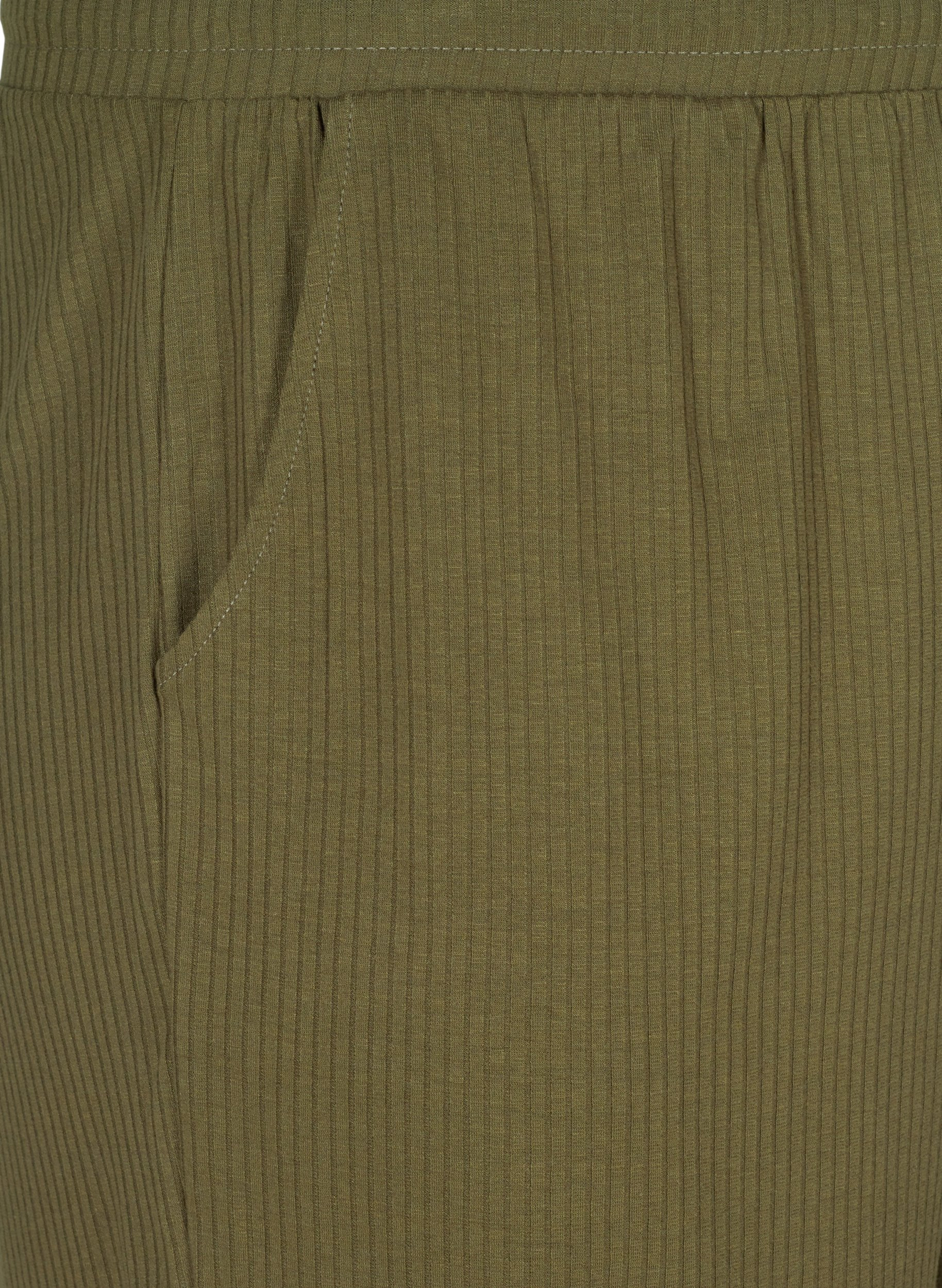 Shorts i et ribbet materiale med lommer, Olivie Night, Packshot image number 2