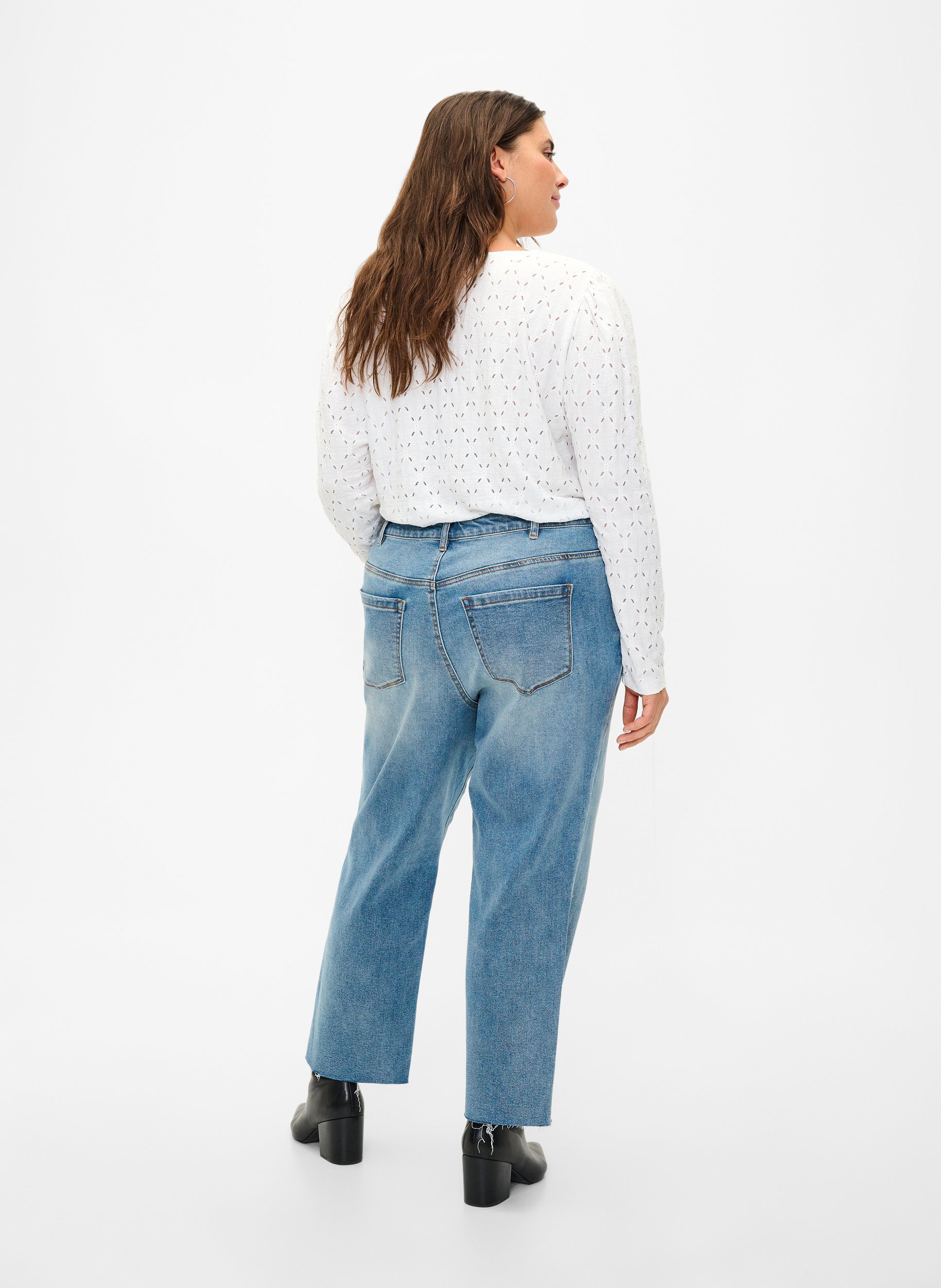 7/8-lengde jeans med rå kanter og høyt liv, Light blue denim, Model image number 1