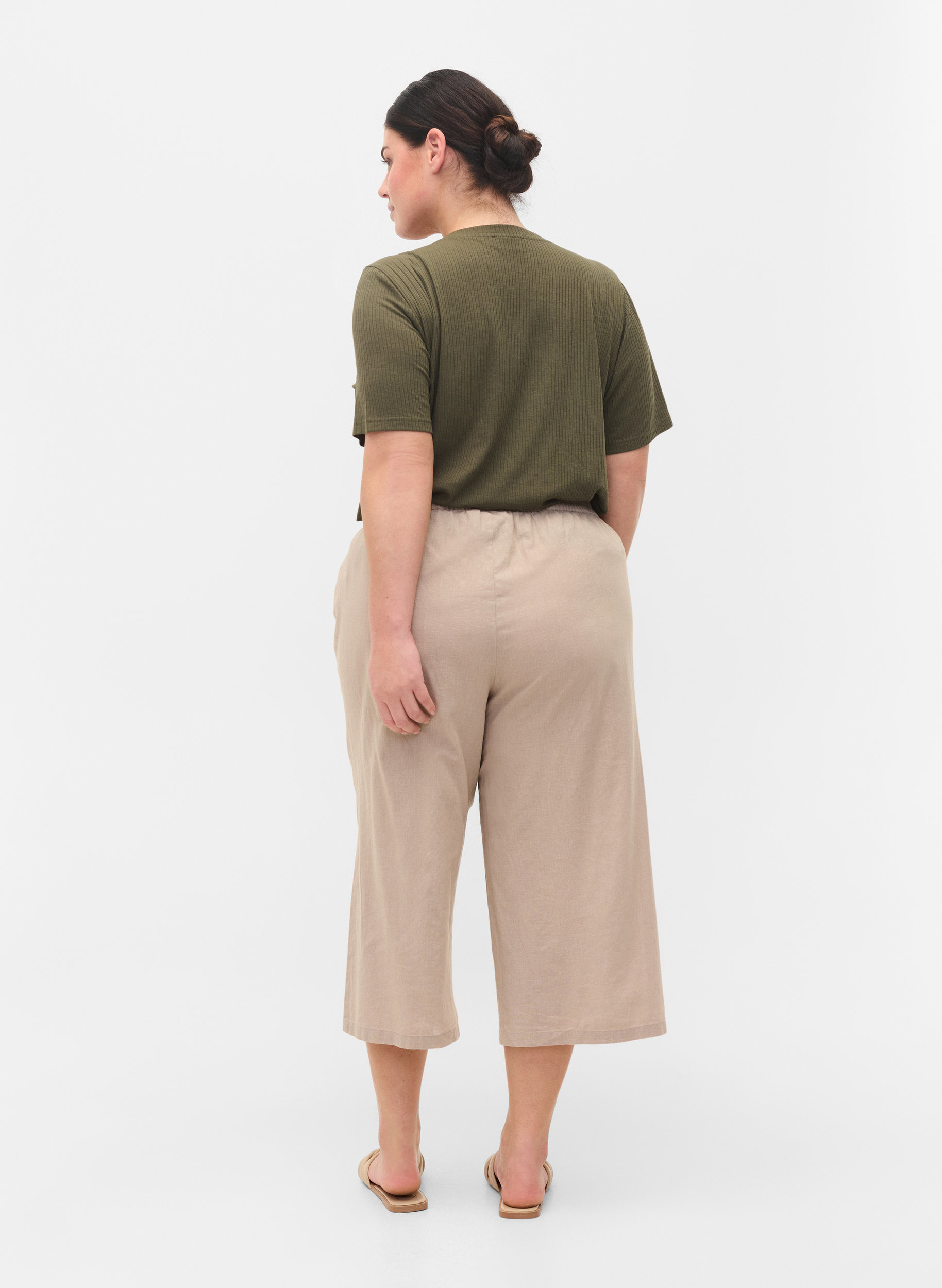7/8-bukser i bomullsmiks med lin, Simply Taupe, Model